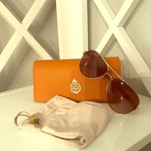 Tory Burch Aviator Sunglasses